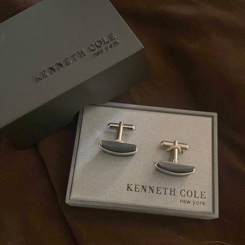 Kenneth Cole cuff links